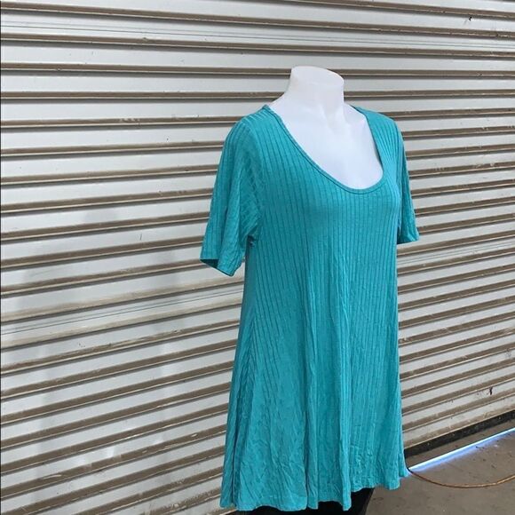 🛍️LuLaRoe size medium teal long top - Picture 6 of 7